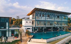 Dragonfly Hotel Nghia Lo